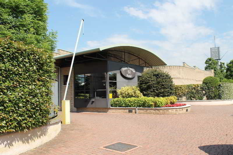 Hotel Prestige 4*