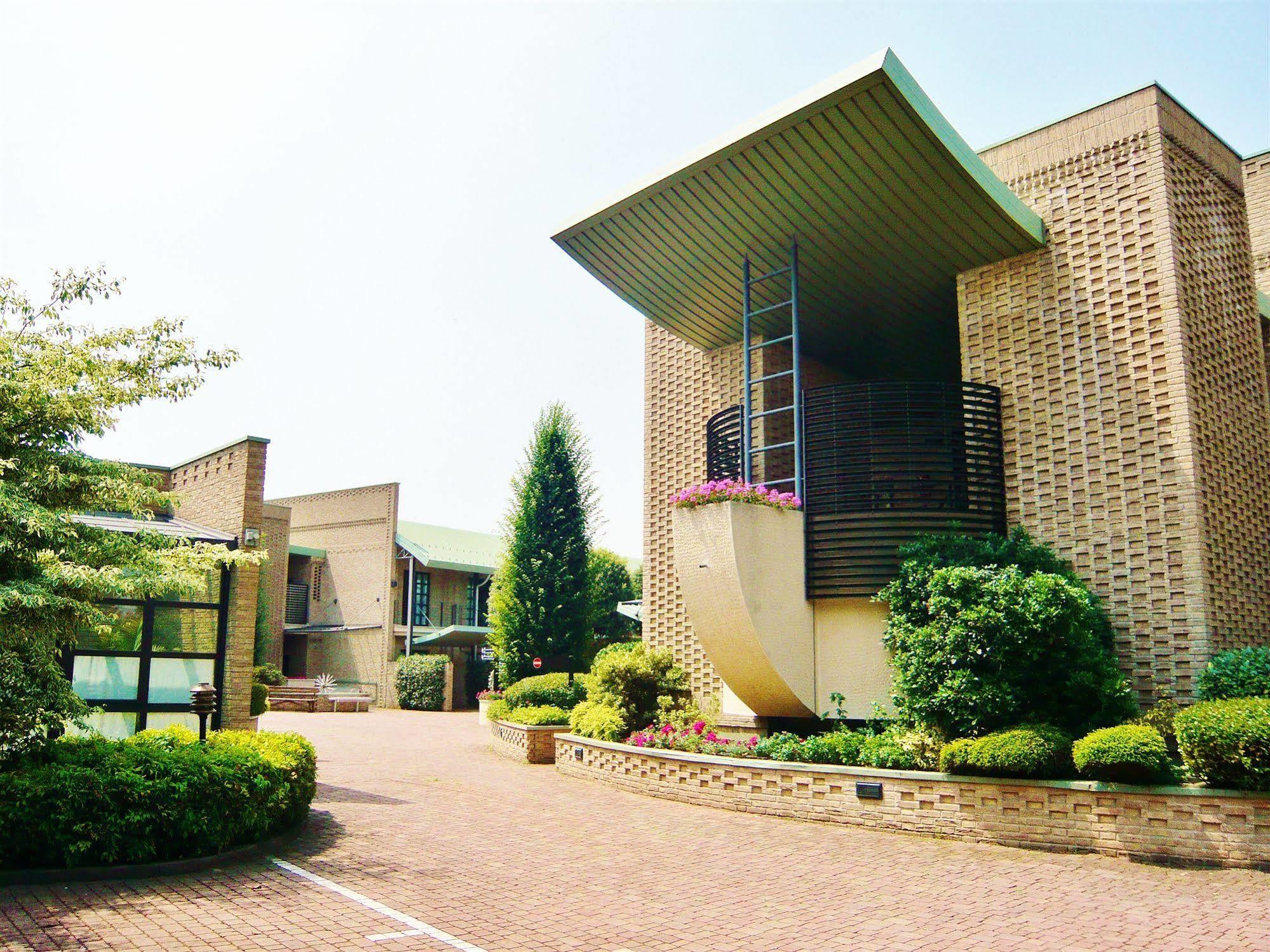 Prestige Hotel