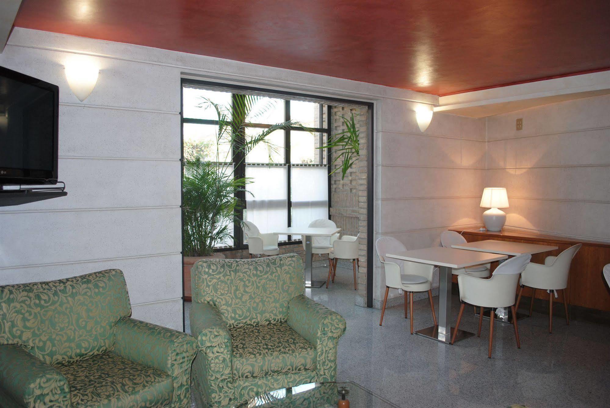 Prestige Hotel